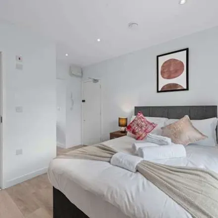 Image 2 - ALDI, 570-592 High Road, London, N17 9TA, United Kingdom - Apartment for rent