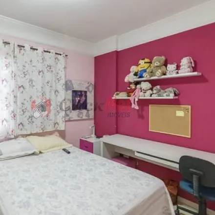 Buy this 4 bed apartment on Avenida Getúlio Vargas in Baeta Neves, São Bernardo do Campo - SP