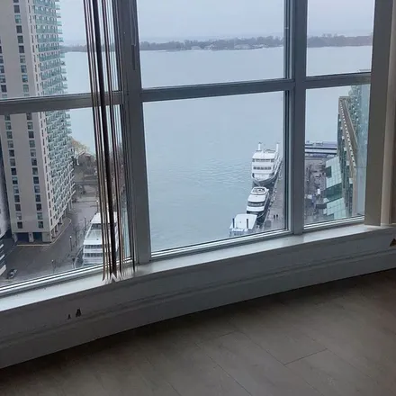 Rent this 4 bed apartment on Waterclub Condos in Martin Goodman Trail, Old Toronto