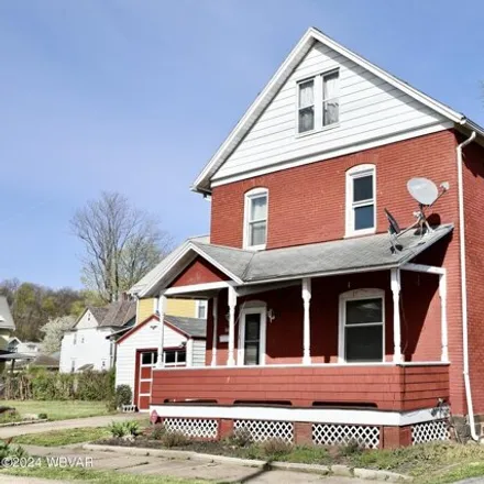 Buy this 3 bed house on 608 Lloyd Street in Williamsport, PA 17701