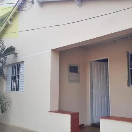 Buy this 4 bed house on Rua Júlia Martins Domingues in Jardim Clarice II, Votorantim - SP