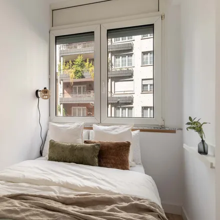 Rent this 7 bed room on Carrer de Balmes in 08001 Barcelona, Spain