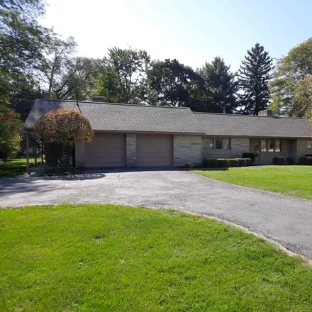 Buy this 3 bed house on 1600 Whetstone Street in Bucyrus, OH 44820