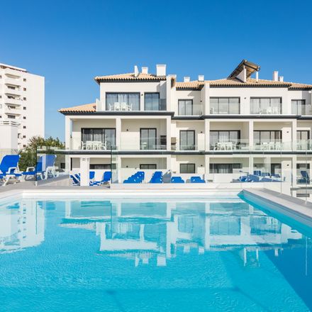Rent this 3 bed apartment on Beco da Correeira in Albufeira, Portugal
