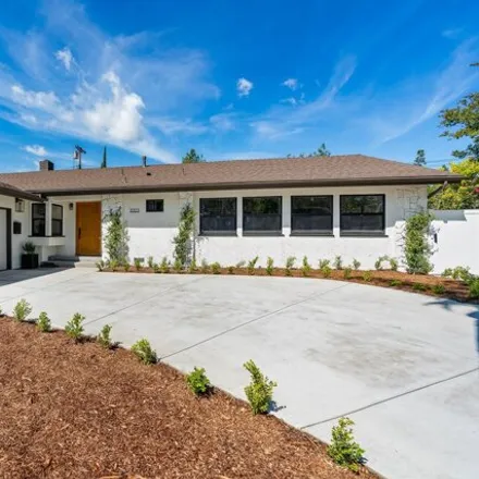 Image 1 - 8347 Lester Lane, Los Angeles, CA 91304, USA - House for sale