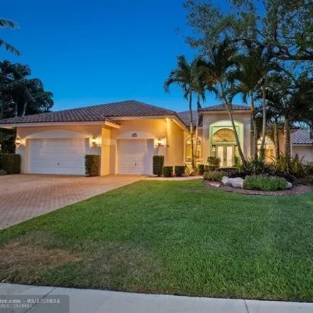 Buy this 4 bed house on 2688 Riviera Court in Weston, FL 33332