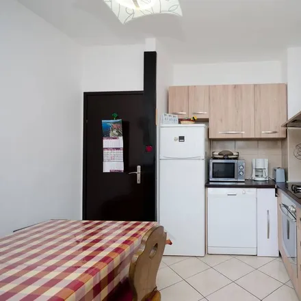 Image 9 - 51521, Croatia - Apartment for rent