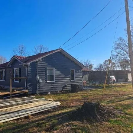 Buy this 3 bed house on 3679 Elkhorn Road in Campbellsville, KY 42718