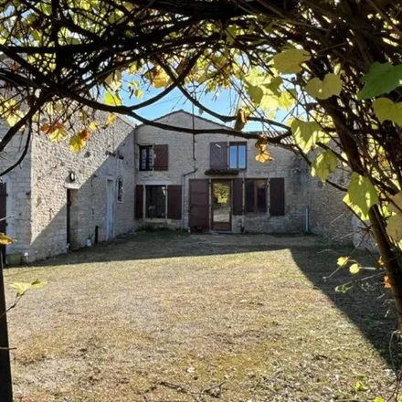 Image 1 - Ruffec, Charente, France - House for sale