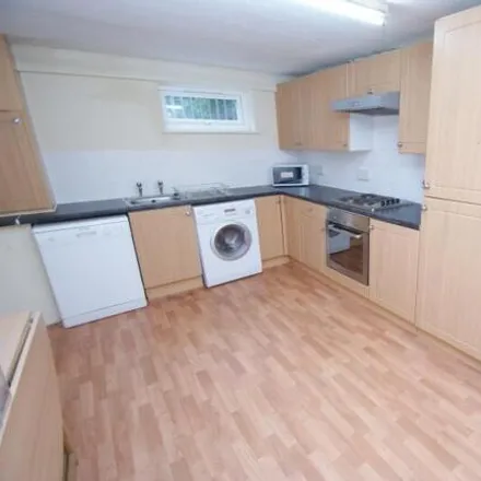 Rent this 5 bed townhouse on 31 Chestnut Avenue in Leeds, LS6 1BA