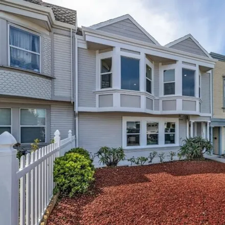 Buy this 4 bed house on 950 Wyandotte Avenue in Daly City, CA 94014