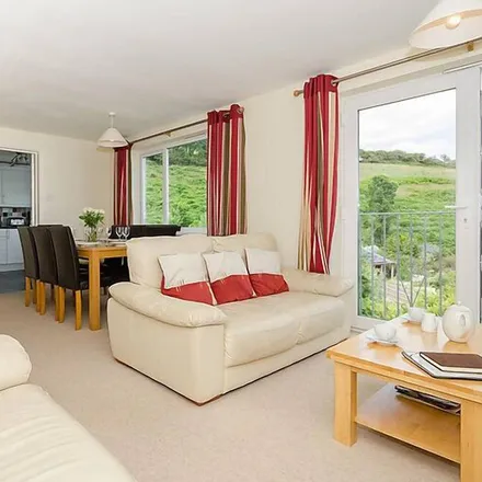 Rent this 4 bed apartment on Looe in PL13 1LG, United Kingdom