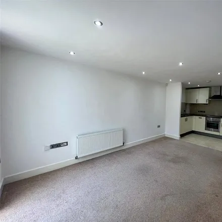 Image 7 - Burley Library, Grange Road, Burley-in-Wharfedale, LS29 7HD, United Kingdom - Apartment for rent