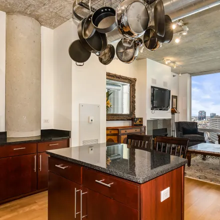Image 4 - River Place on the Park, 700 North Larrabee Street, Chicago, IL 60661, USA - Loft for sale
