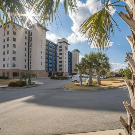 Buy this 3 bed condo on 4425 Arendell Street in Bonham Heights, Morehead City