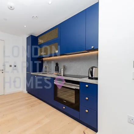 Image 7 - Rendel House, Orchard Place, London, E14 0FR, United Kingdom - Apartment for rent