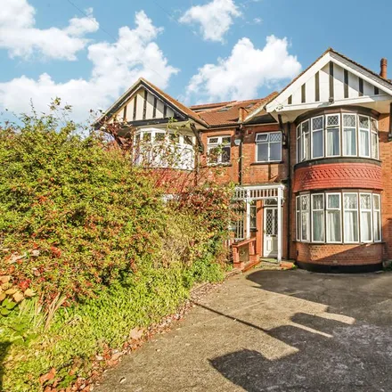 Rent this 4 bed duplex on 47 Greenhill Road in Greenhill, London