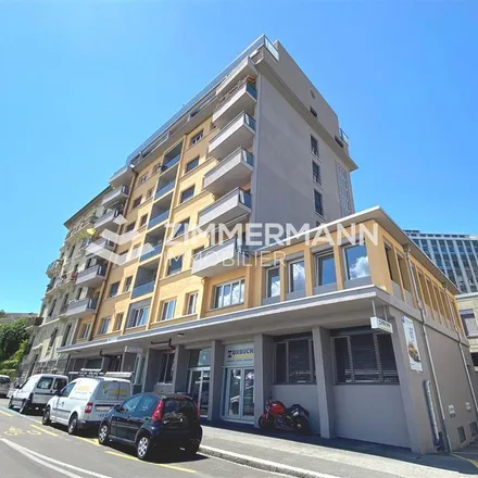 Rent this 4 bed apartment on Rue du Valais in 1202 Geneva, Switzerland