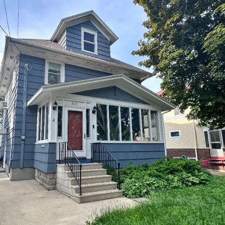 Rent this 3 bed house on 809 1st Street NW