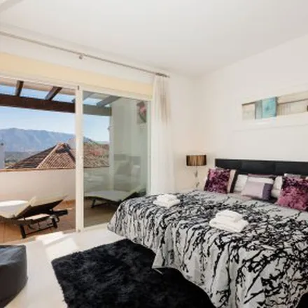 Rent this 3 bed apartment on Mirador De Calahonda in Calle Golf de Calahonda, 29650 Mijas