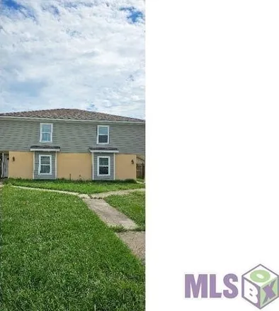 Buy this 8 bed house on 6911 Boston Drive in New Orleans, LA 70127