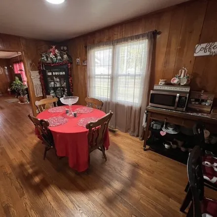 Image 3 - 265 College Street North, Cowan, Franklin County, TN 37318, USA - House for sale