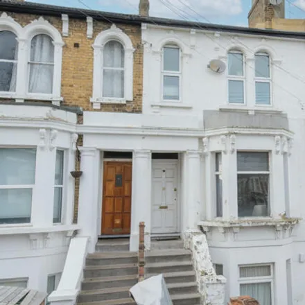 Buy this 1 bed apartment on Mosslea Road in London, SE20 7BP