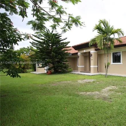 Image 2 - 18400 Southwest 202nd Street, Miami-Dade County, FL 33187, USA - House for sale