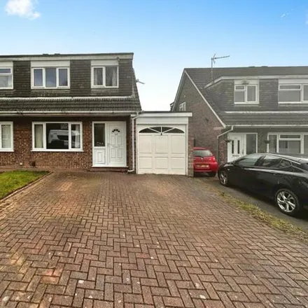 Buy this 3 bed duplex on Bracadale Drive in Bramhall, SK3 8RY