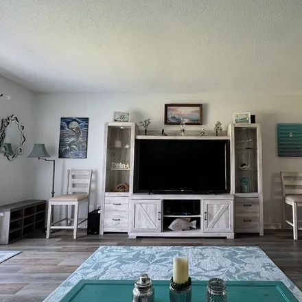 Rent this 2 bed condo on Ormond Beach