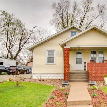 Buy this 3 bed house on 109 East Plum Street in Brighton, Macoupin County