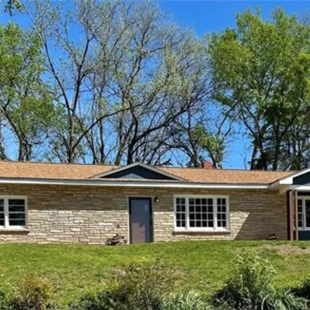 Image 2 - 941 East 9th Street, Rolla, MO 65401, USA - House for sale