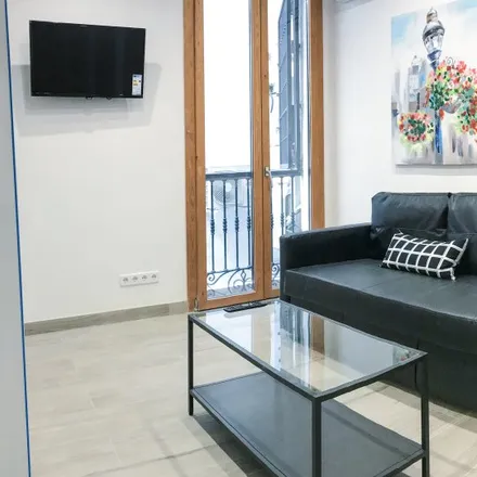 Image 3 - Eduardo Rivera, Calle de Sagasta, 4, 28004 Madrid, Spain - Apartment for rent