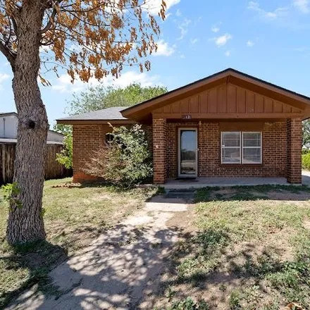 Buy this 2 bed house on 1008 North Goliad Street in Big Spring, TX 79720