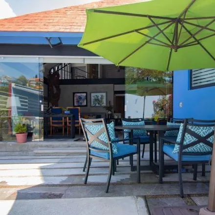 Buy this 3 bed house on Alberca in Privada Club de Golf, Club de Golf de Cuernavaca