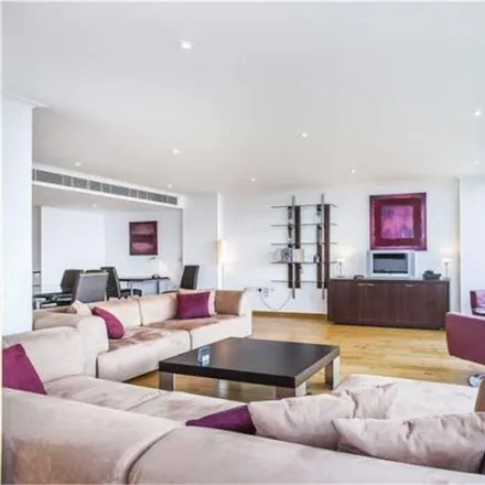 Rent this 2 bed apartment on 1 West India Quay in 26 Hertsmere Road, Canary Wharf