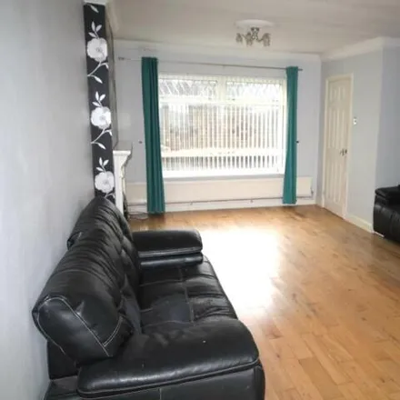 Image 3 - Pen-y-dre, Caerphilly County Borough, CF83 2NZ, United Kingdom - Duplex for rent