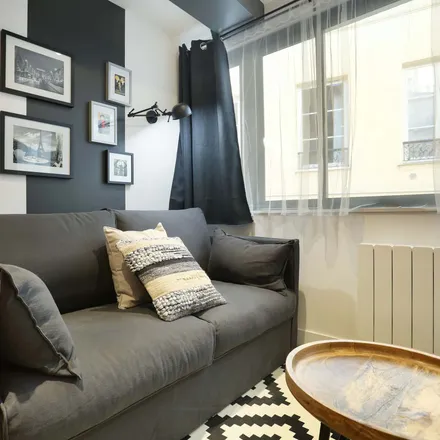 Image 5 - 12 Rue Blanche, 75009 Paris, France - Apartment for rent