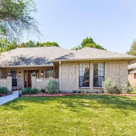 Buy this 3 bed house on 6430 Ridgemont Drive in Dallas, TX 75214