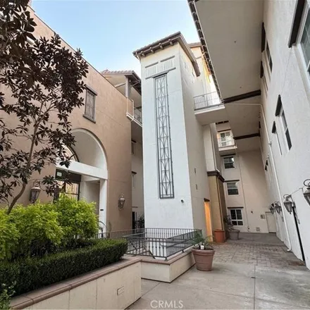 Image 7 - 13040 West Jefferson Boulevard, Los Angeles, CA 90094, USA - Condo for sale