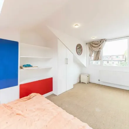 Image 3 - Sherland Road, London, TW1 4HD, United Kingdom - Apartment for rent