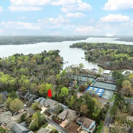 Image 4 - 58 Shipmaster Court, Lake Wylie, York County, SC 29710, USA - House for sale