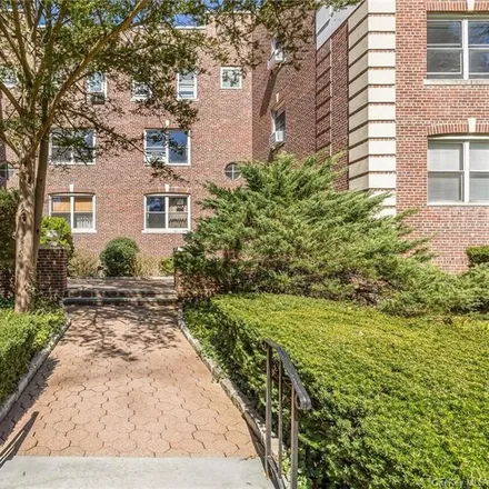 Image 2 - 1 Sunnybrook Road, Lawrence Park, City of Yonkers, NY 10708, USA - Condo for sale