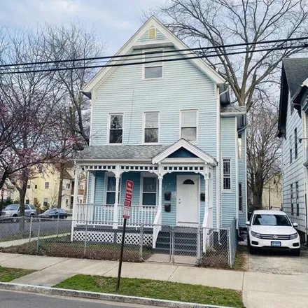 Rent this 4 bed house on 515 Winthrop Ave Unit 2 in New Haven, Connecticut