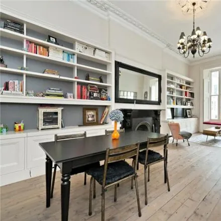 Image 1 - 32-34 Inverness Terrace, London, W2 3HS, United Kingdom - Room for rent