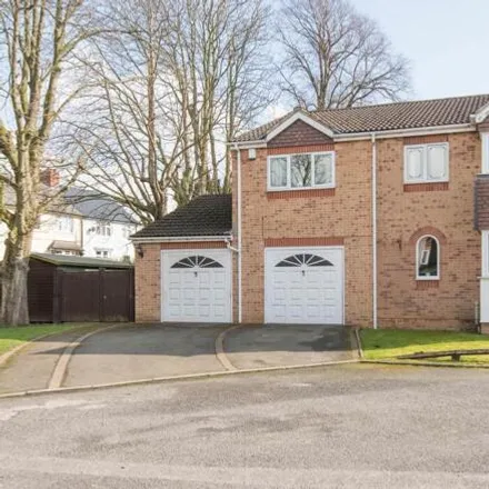 Buy this 5 bed house on Hedley Drive in Tapton, S43 1BF