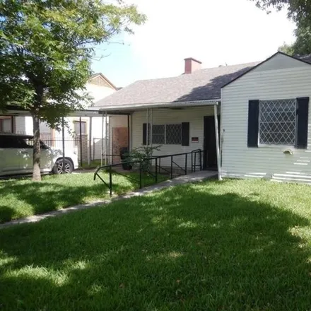 Buy this 2 bed house on 6719 Linden Street in Houston, TX 77087
