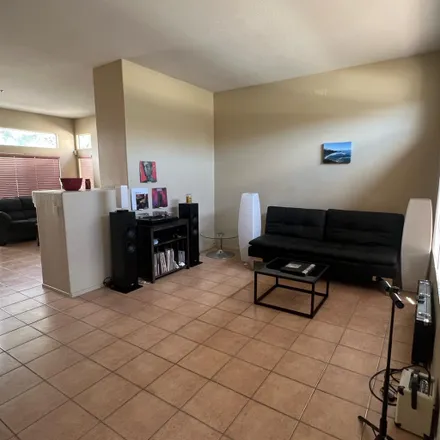 Image 1 - 2410 Knob Hill Drive, Riverside, CA 92506, USA - Room for rent