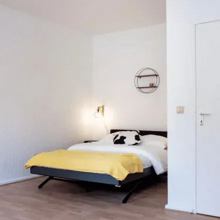 Rent this 1 bed apartment on Schaperstraße 27 in 10719 Berlin, Germany