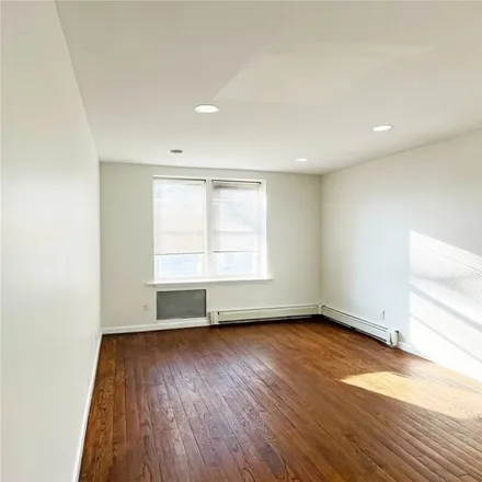 Image 7 - 84-70 129th Street, New York, NY 11415, USA - Apartment for sale